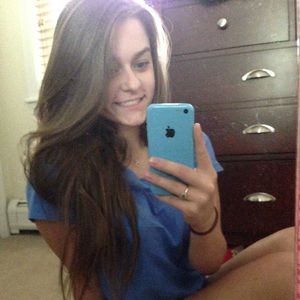 Meet your Posher, Briana