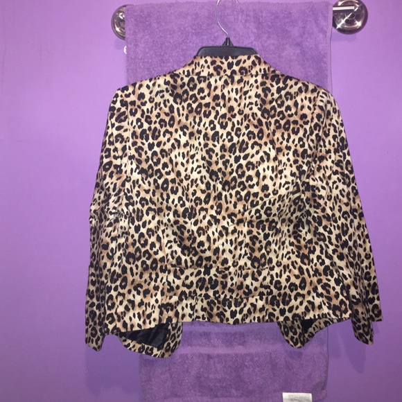 Leopard-Print Blazer - Picture 2 of 2
