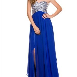 Beautiful royal blue dress ❤️ prom or homecoming