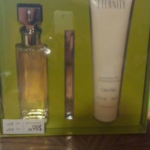 Calvin klein ETERNITY LOTION 6.7 OZ & PARFUM3.4oz