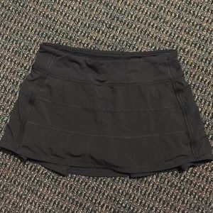 Lululemon Pace Rival Skirt II Black size 6