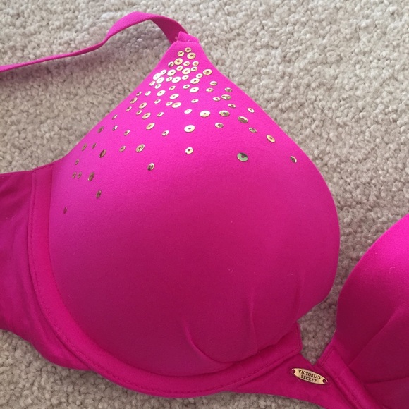 VS Plunge/Push-Up Bra - Size 34C - Worn Once! - Picture 2 of 4