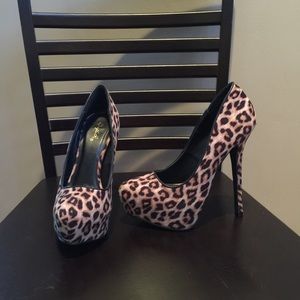 Leopard heels