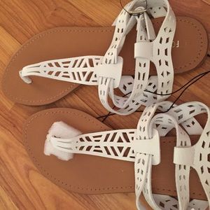 White sandals NWT from forever 21 SOLD