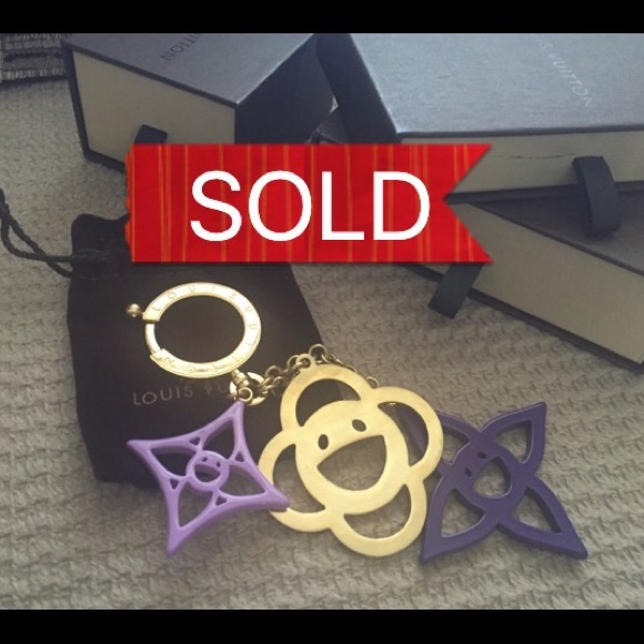 💜💠 Authentic Louis Vuitton Tapage Bag Charm💠 - Picture 1 of 4