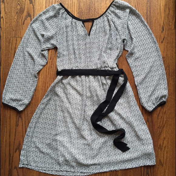 Black and white long sleeved dress