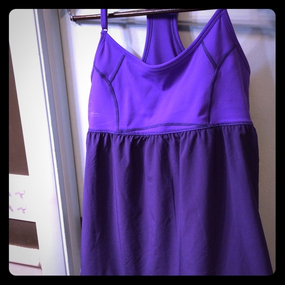 Athleta sports top