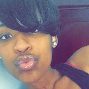 Meet your Posher, Star