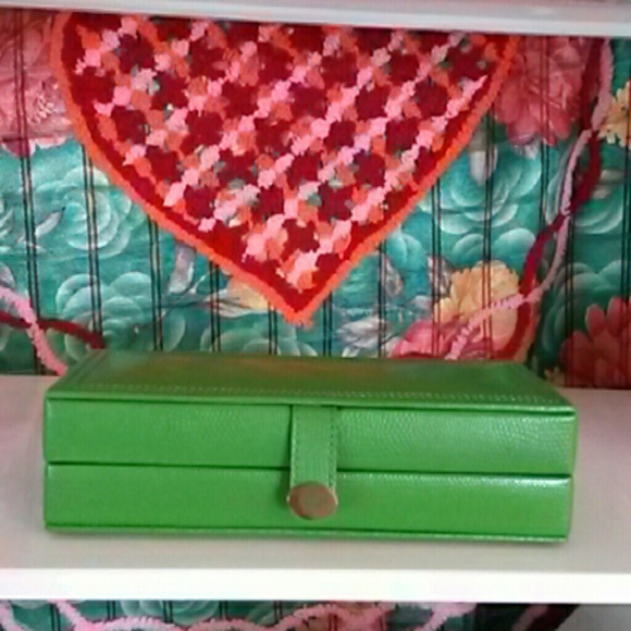 HATO HASI VINTAGE JEWELRY TRAVELING CASE