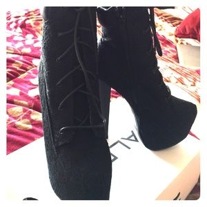 Black boots