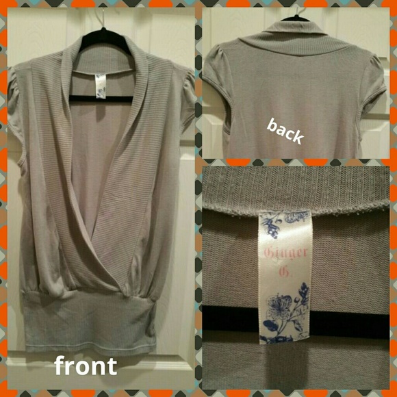 ?? Grey top, cute with jeans ??