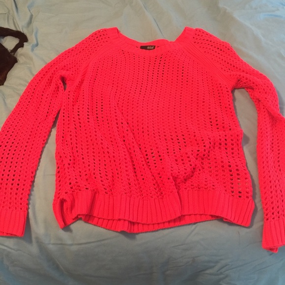 XL Coral Mesh Sweater
