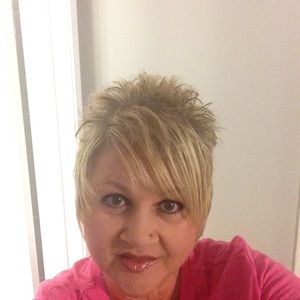 Meet your Posher, Sandy