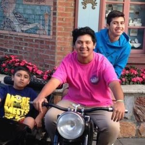 Meet your Posher, Brandon