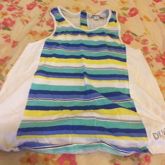 A summer shirt with zipper on the back - Picture 1 of 3