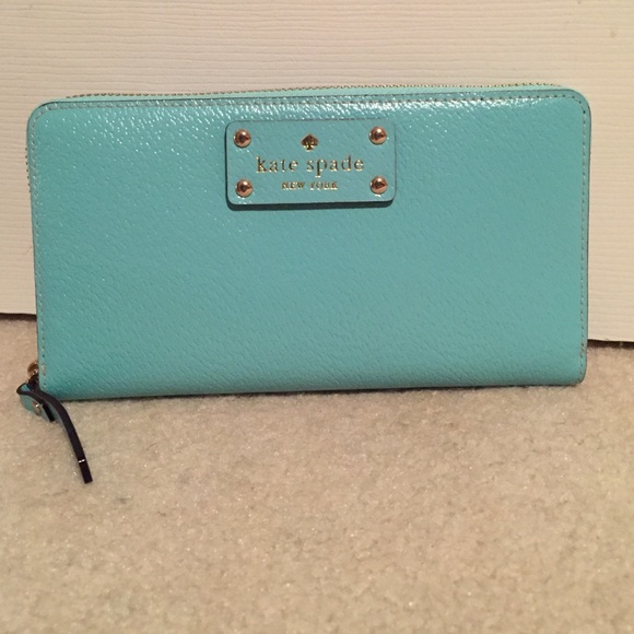 kate spade Handbags - Kate Spade Wallet