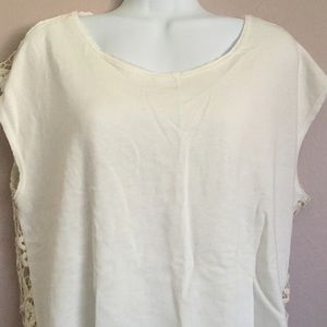 Cream Color sweatshirt tee/sweater