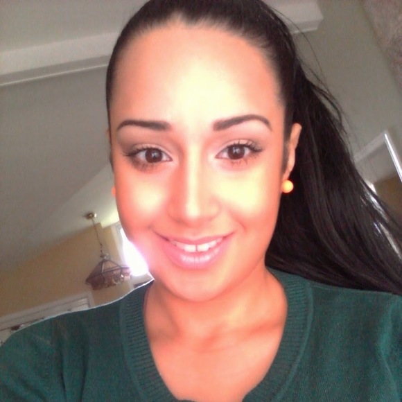 Meet your Posher, Amanda