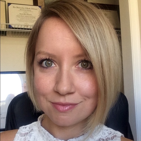 Meet your Posher, Kristina