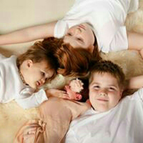 Meet your Posher, Jo - Picture 2 of 2