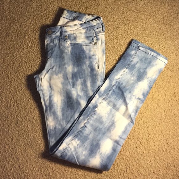 Aeropostale Washed Jeans