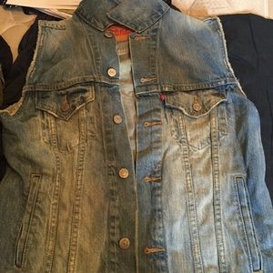 Levis trucker vest