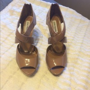 Steve Madden nude heels