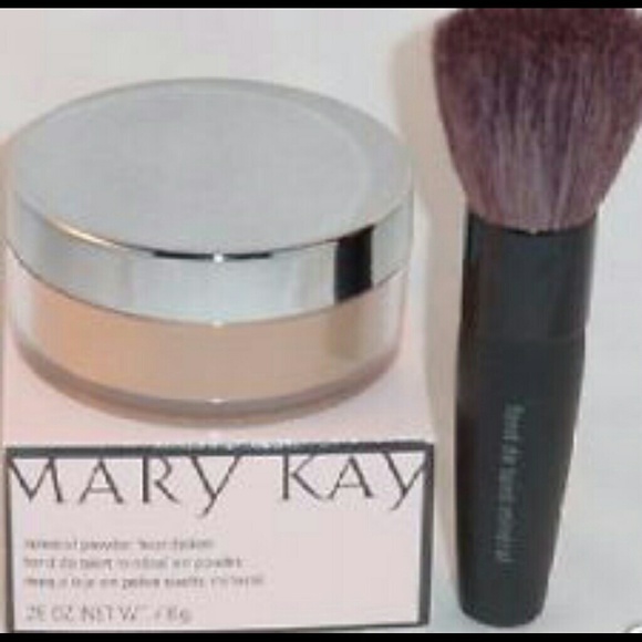 Bronze 3 - Mineral Powder Foundation - Picture 1 of 3