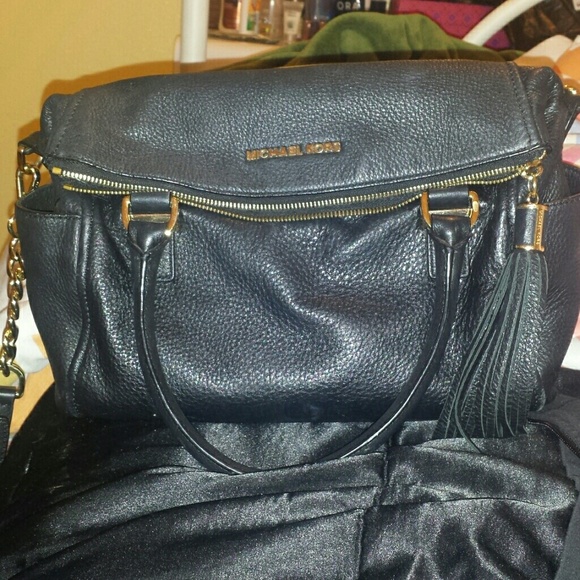 AUTHENTIC Michael kors purse