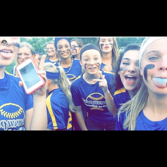 Meet your Posher, Hannah - Picture 1 of 1