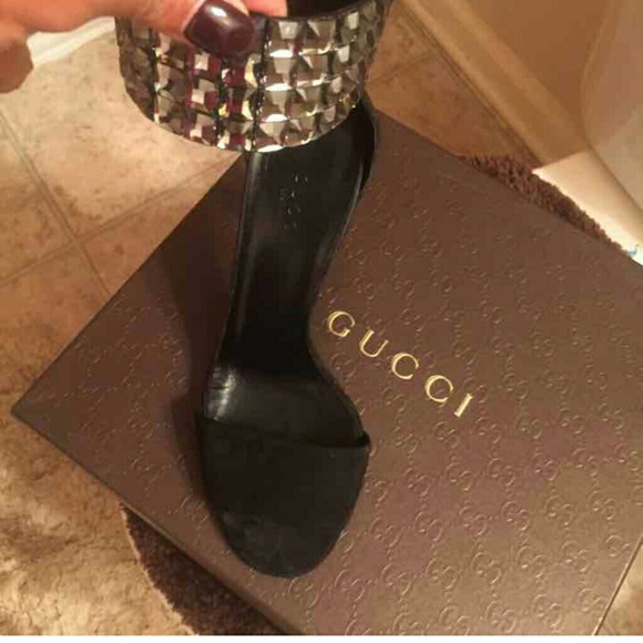 Only worn once Gucci Evening Sandal