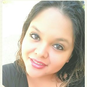 Meet your Posher, Pamela