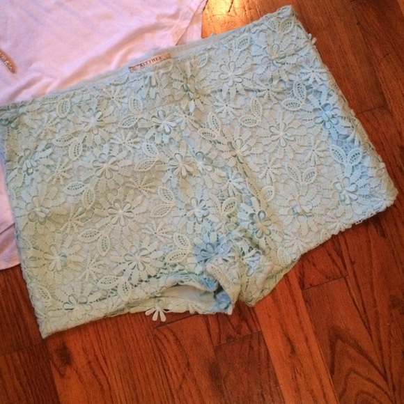 shorts - Picture 2 of 3