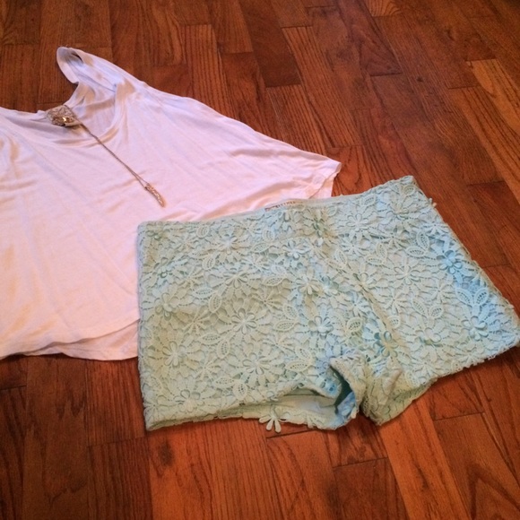 shorts - Picture 3 of 3