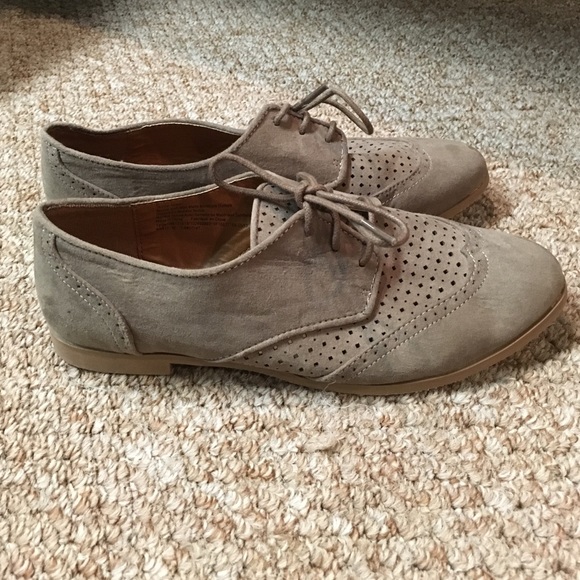 Suede laced up Oxford shoes