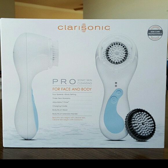 **** SOLD **** Clarisonic Pro Advanced Derm