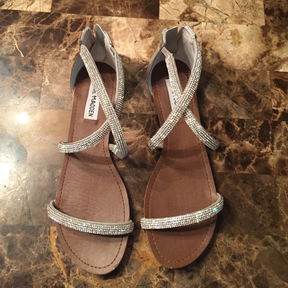 Gorgeous silver and rhinestone flats