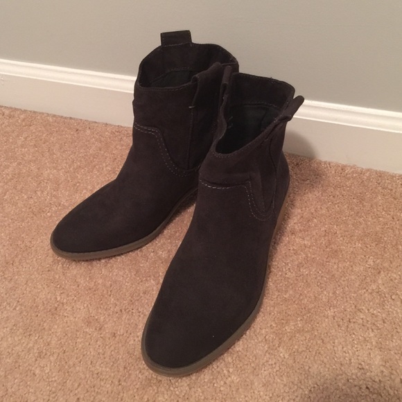 Merona Shoes - Merona Ankle boots. Brand new!