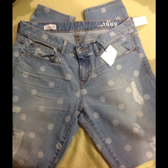 distressed jeans - Picture 1 of 3