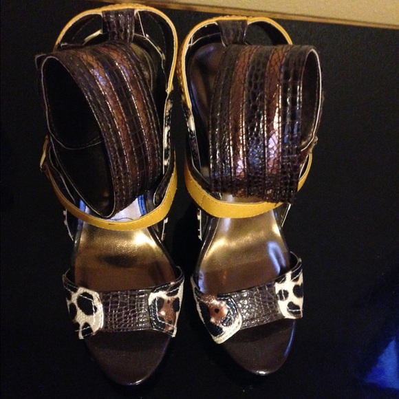 Cute leopard print heels