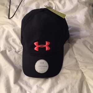 NWT Under Armor hat