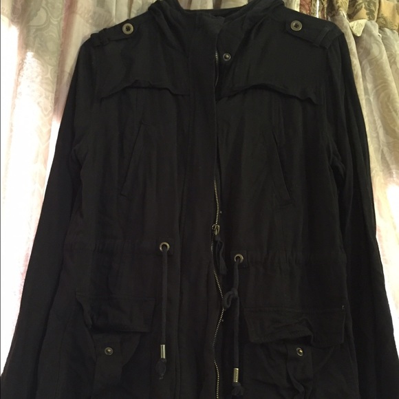Black drapy parka - Picture 2 of 2