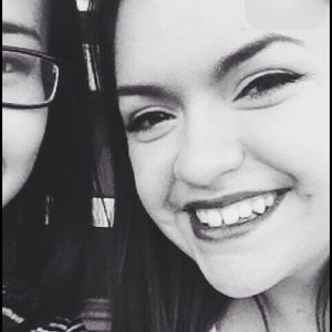 Meet your Posher, Mila