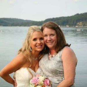 Meet your Posher, Becca