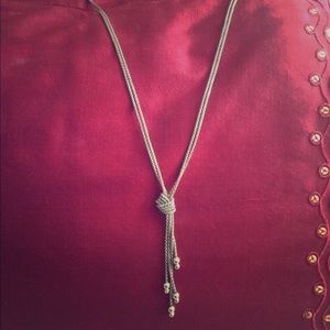 🎉💕SALE💕🎉Forget Me Knot Necklace Silpada