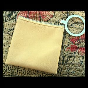 HOLD Tan Change Purse