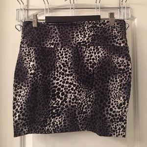 Leopard print body con skirt