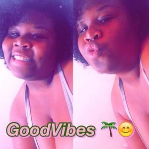 Meet your Posher, Derricka