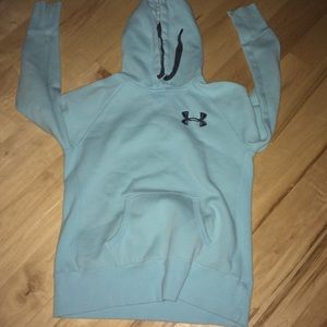 Underarmer Sweat shirt.