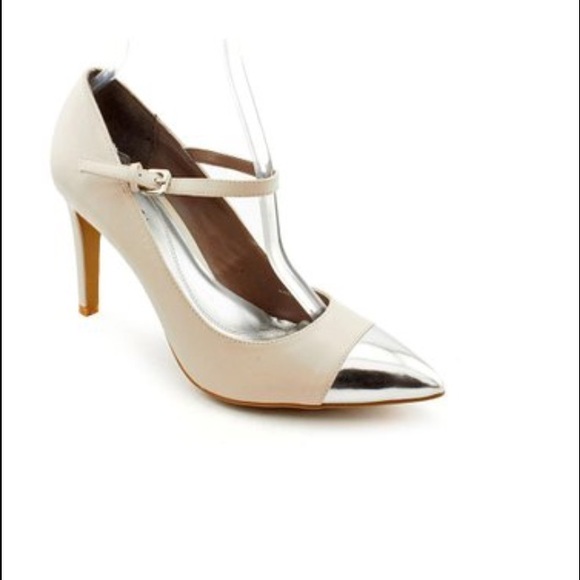 Tahari Sabina Womens Leather Mary Janes Heels